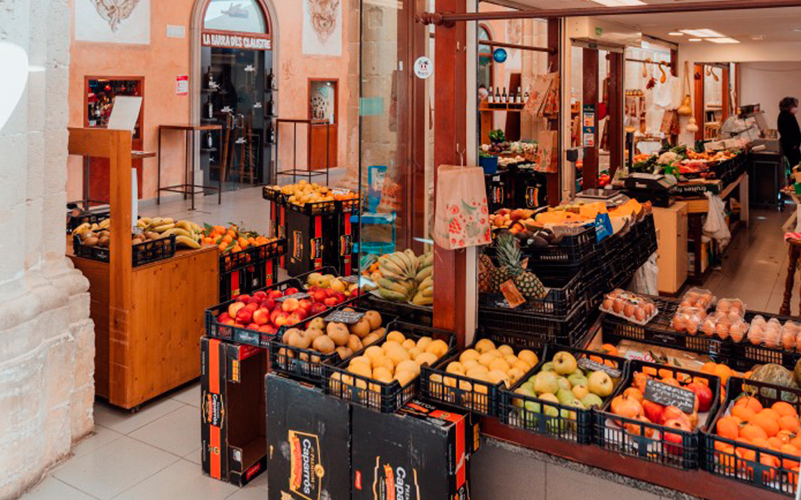 El día de Menorca: Mercados, hogueras y tradición